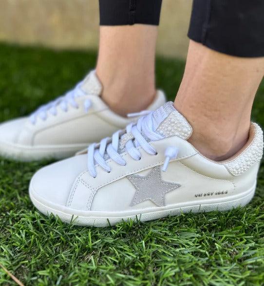 VINTAGE HAVANA Women's Flair-040 Sneakers - Casual Slip-On Fashion Sneakers With No-Tie Lace Accent - View #8